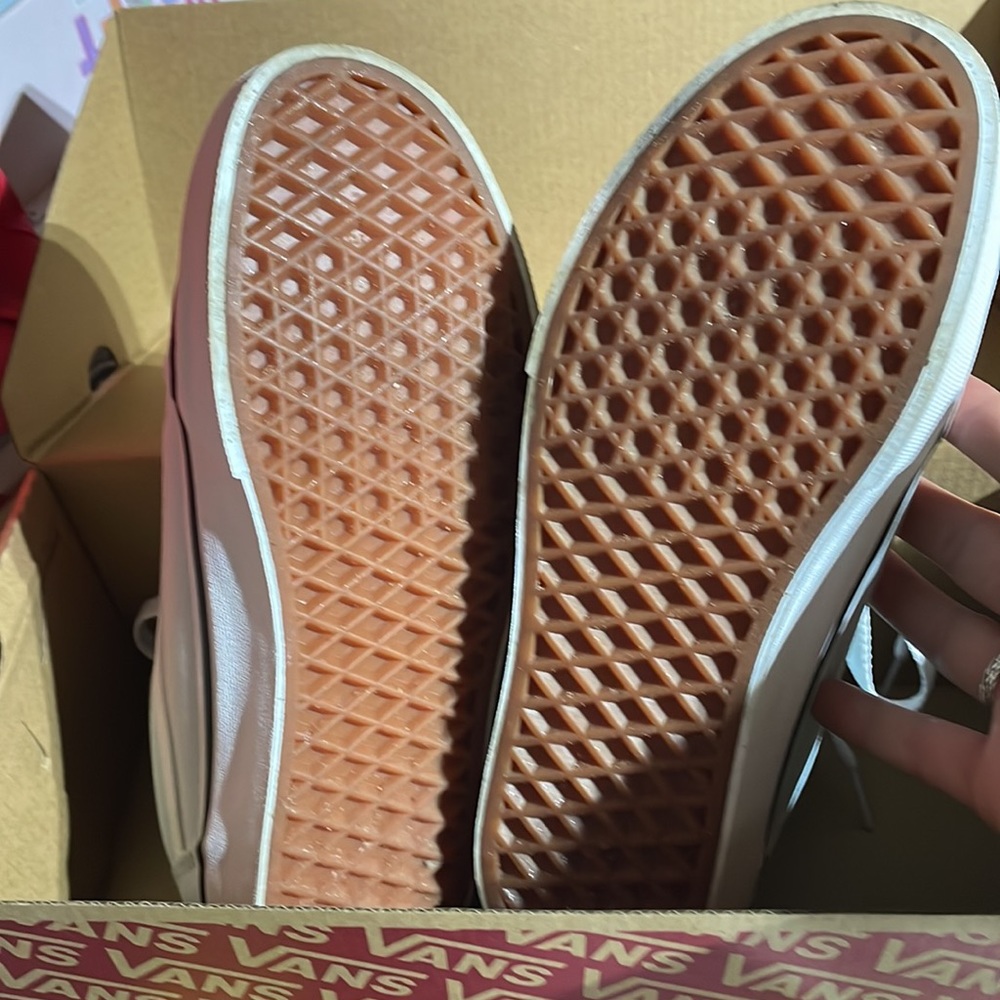 Vans Ward Sneaker EUC - Picture 4 of 5